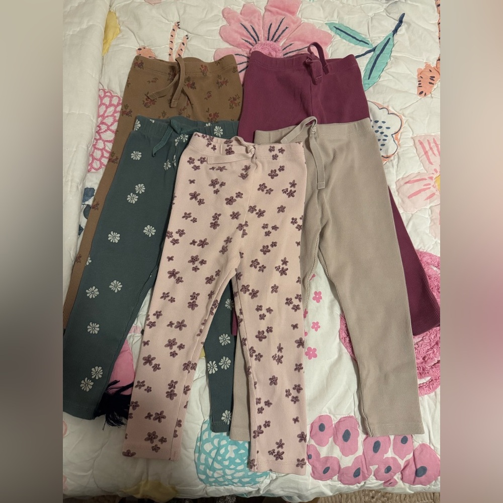 (5) Zara Toddler Girl Ribbed Leggings in Size 2-3y